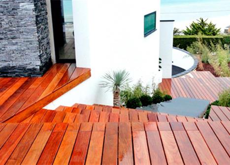 Terrasses IPE et escaliers Les Rosaires 22 - paysagiste Côtes d'Armor
